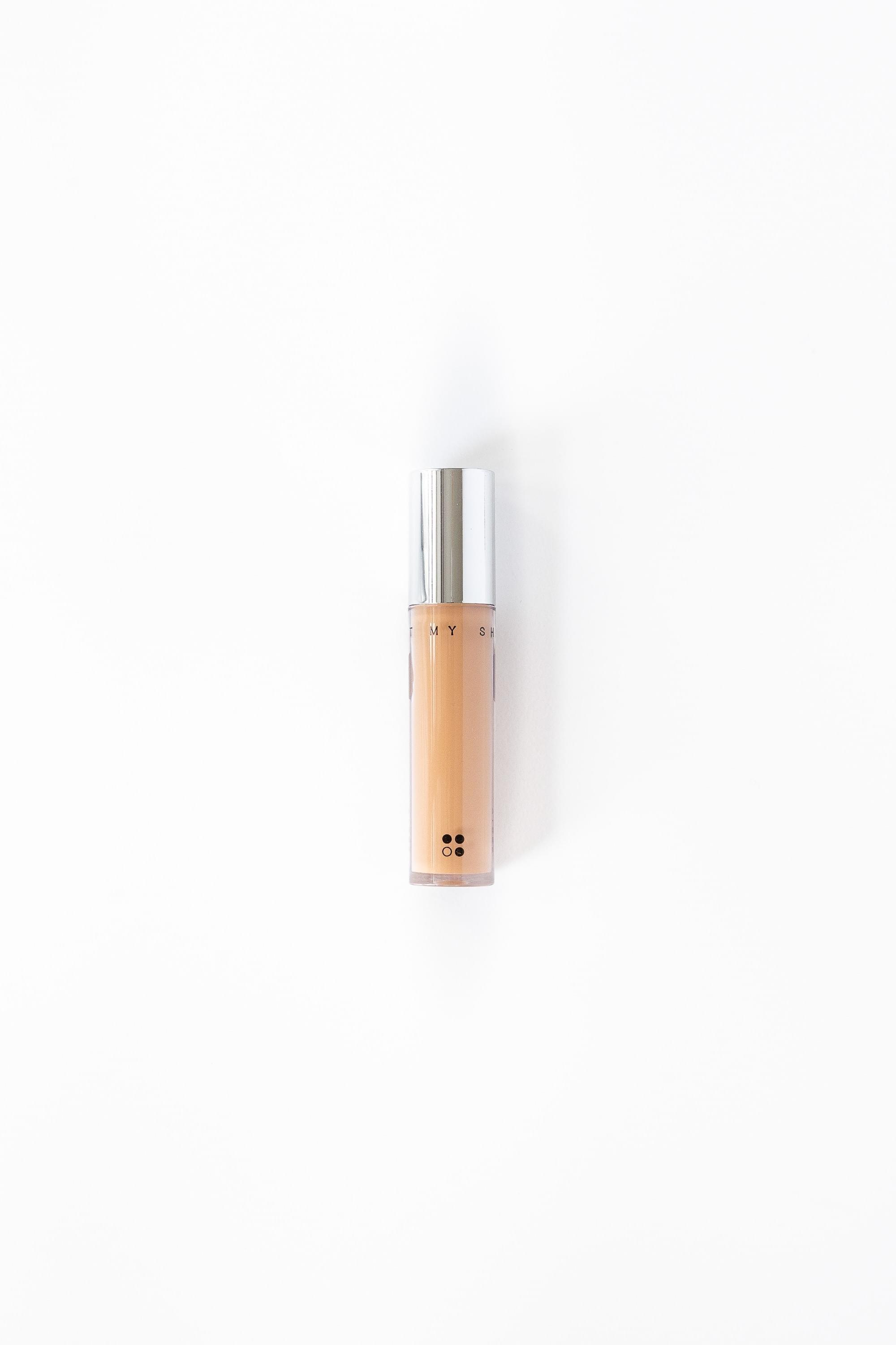 Een tube Make Up - Natural Concealer &