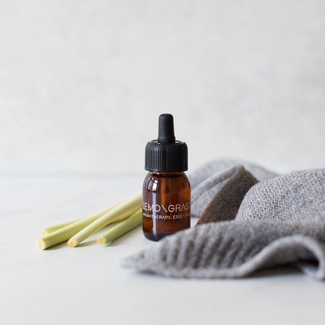 Rainpharma - Essential Oil Lemongrass - Aromatherapy Essentials - Puur Living