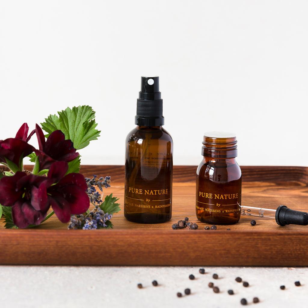 Twee bruine flesjes RainPharma&