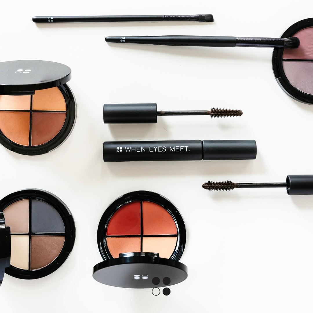 De Cadeaubon Make-up verwenmoment voor twee van Puur Living is perfect voor liefhebbers van natuurlijke make-up: geniet van een selectie essentials voor twee, ideaal als attent cadeau of verwennerij.