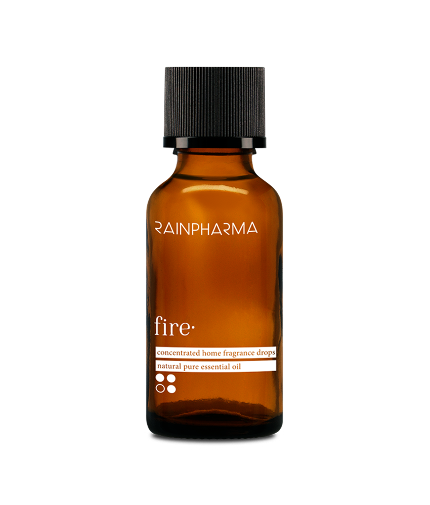 30ml_RainPharmaFireEssentialOil_flesje.png