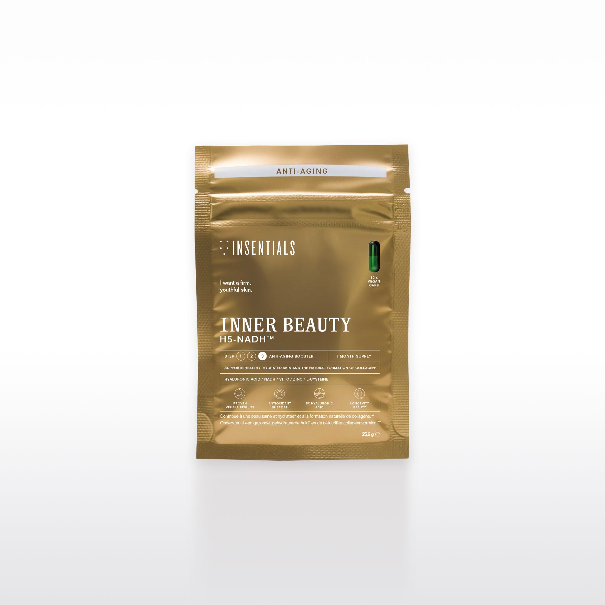 Het gouden pakje met het opschrift „Insentials Inner Beauty H5-NADH™ (huidverjonging op celniveau)“ staat rechtop afgebeeld tegen een witte achtergrond. Dit product is speciaal samengesteld om de cellulaire energie en de levensduur van de huid te ondersteunen en draagt bij aan huidverjonging voor een jeugdige, stralende uitstraling.