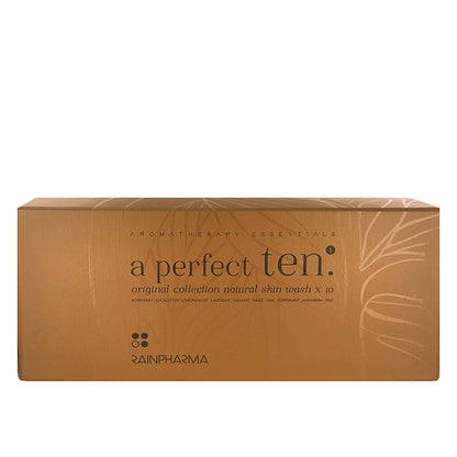 Een rechthoekig gouden doosje met het opschrift &quot;Giftset Skin Wash collection&quot; van RainPharma, met daarin 10 huidspoelingen, een spons en een handdoek met een zeepvrije formule en natuurlijke ingrediënten.