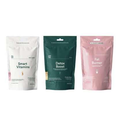 Drie hersluitbare zakjes Insentials - Smart Weight Pack van Insentials zijn naast elkaar gerangschikt op een schone, witte achtergrond.