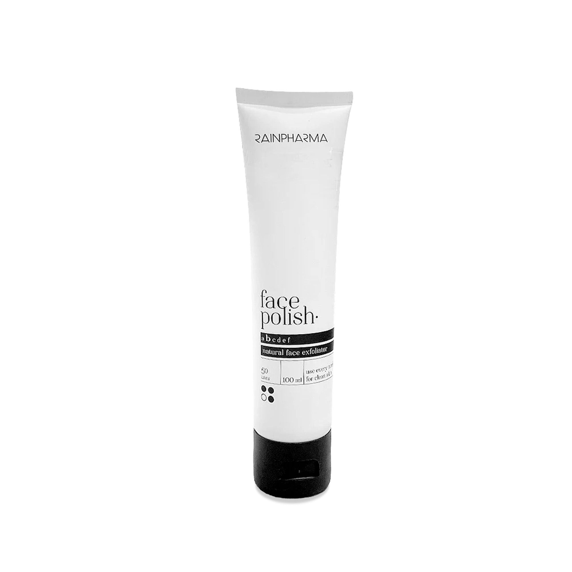Een witte tube met het opschrift "RainPharma Face Polish (balming face polish)" met een zwarte dop staat rechtop tegen een effen achtergrond en laat deze natuurlijke gezichtspeeling van RainPharma zien.