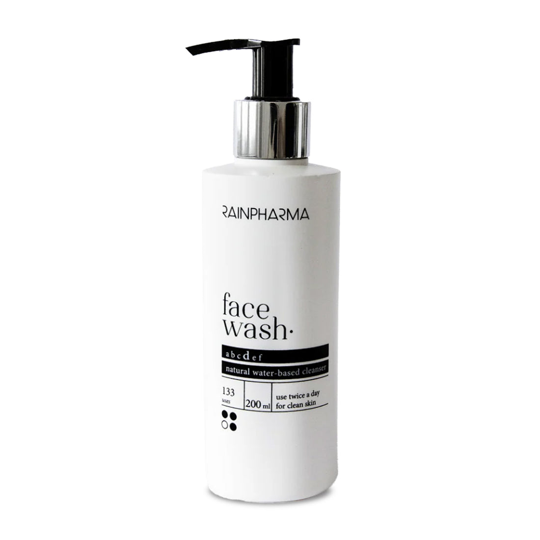 Een witte fles van 200 ml RainPharma Face Wash, een gelaatsreiniger op waterbasis met pompdispenser, voor een schone huid.