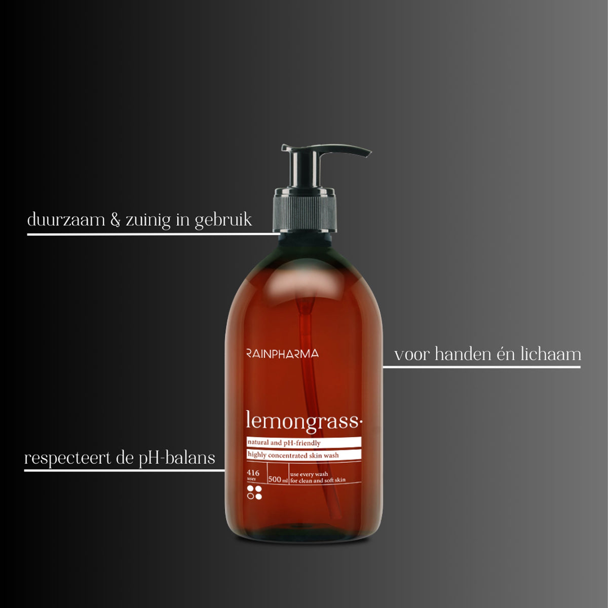 Op de bruine pompfles "Skin Wash Lemongrass" van RainPharma staat een Nederlandse tekst met de nadruk op duurzaamheid en pH-balans. Deze plantaardige douchegel bevat natuurlijke ingrediënten en een verfrissende citroengrasgeur, ideaal voor handen en lichaam.