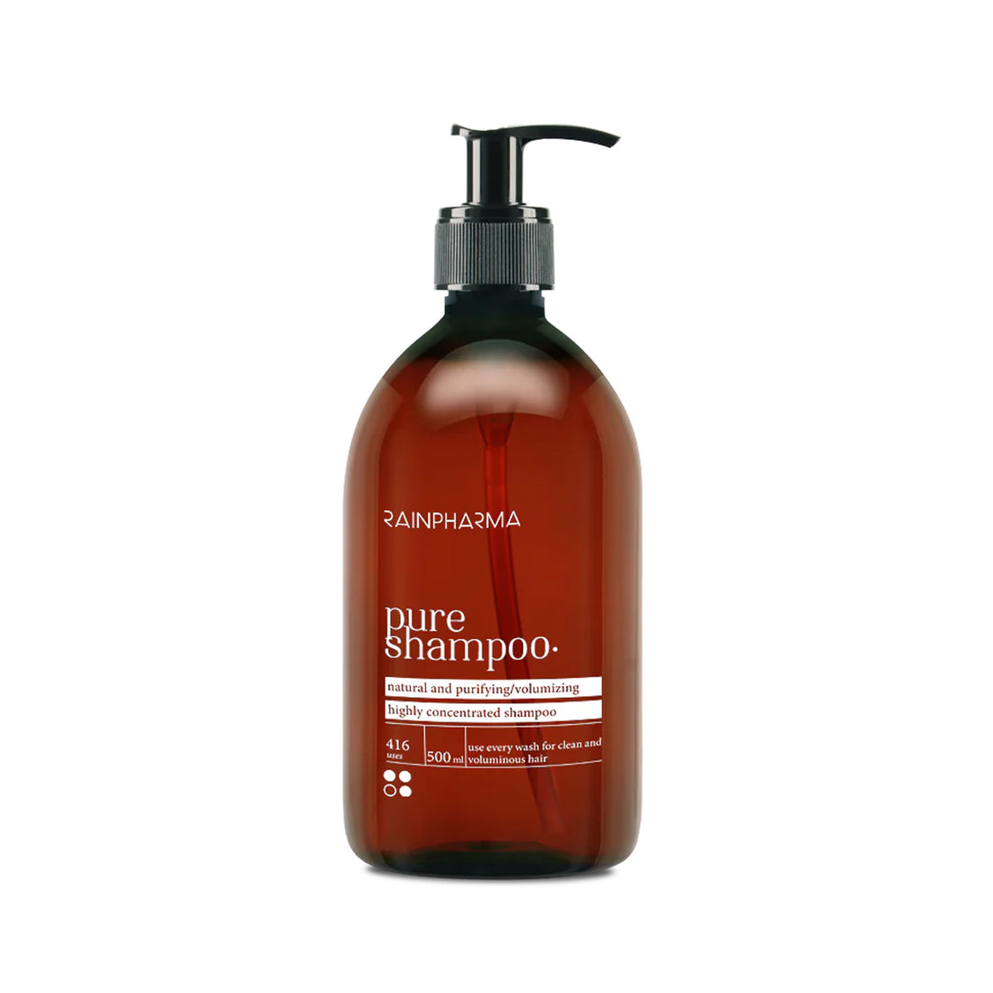 Een bruine pompfles met het label &quot;RainPharma Pure Shampoo&quot;, met natuurlijke ingrediënten en productgegevens in witte en oranje tekst op de voorkant.