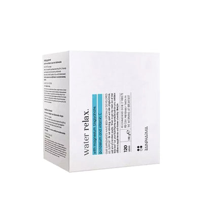 Een witte doos met het label &quot;Magnesium (Water Relax)&quot; van RainPharma is voorzien van blauwe en zwarte tekst, die productdetails benadrukt over dit magnesiumsupplement met vijf vormen magnesium om vermoeidheid te helpen verminderen.