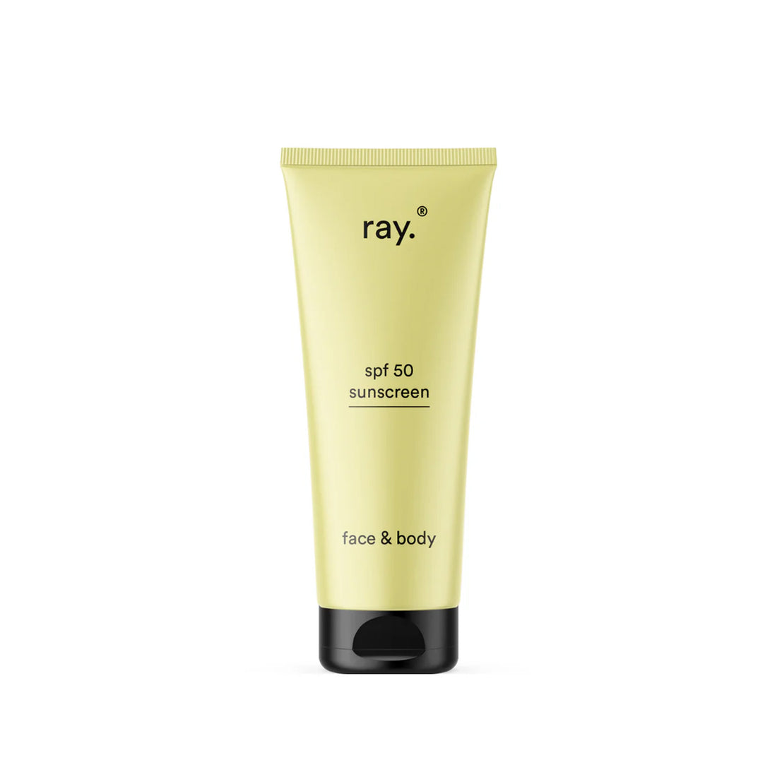 Een gele tube Ray zonnecrème SPF50 van Ray, met een zwarte dop, staat rechtop op een effen witte achtergrond.