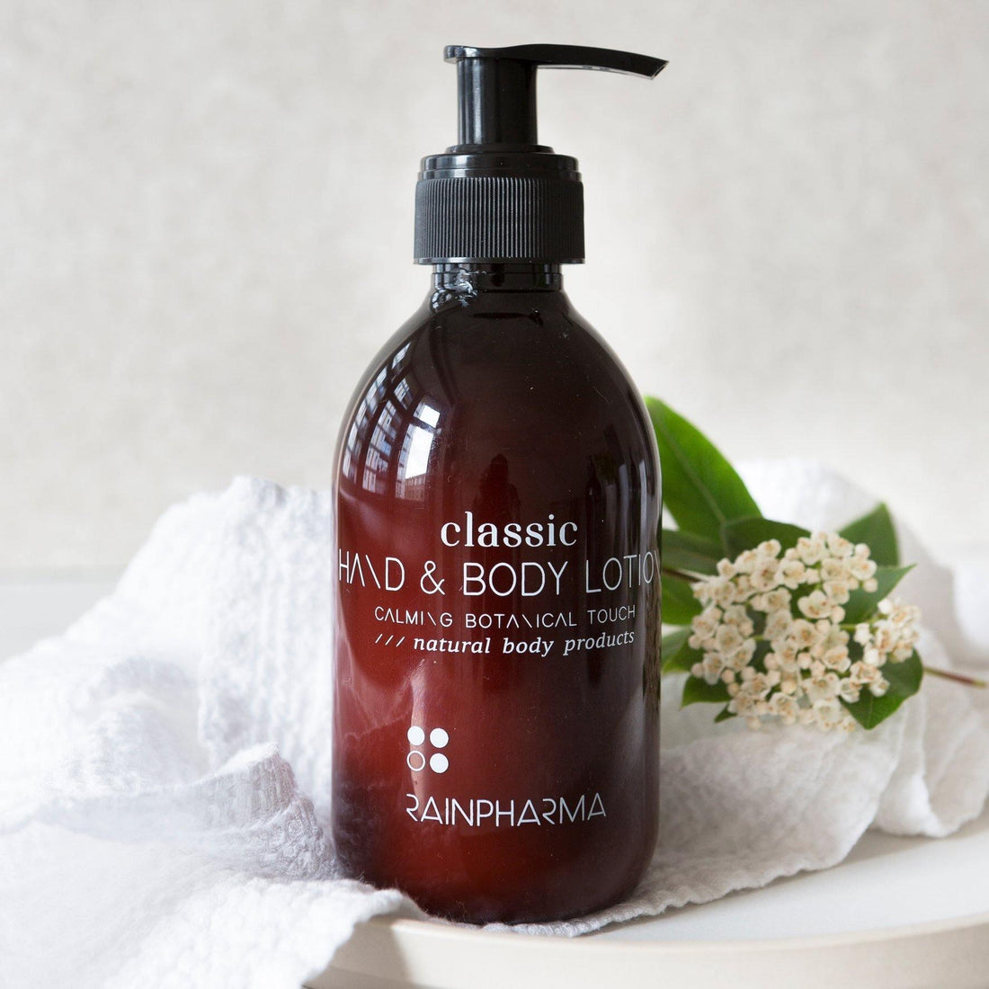 Rainpharma - Classic - Hand &amp; Body Lotion - Calming Botanical Touch - Lichaam - Puur Living