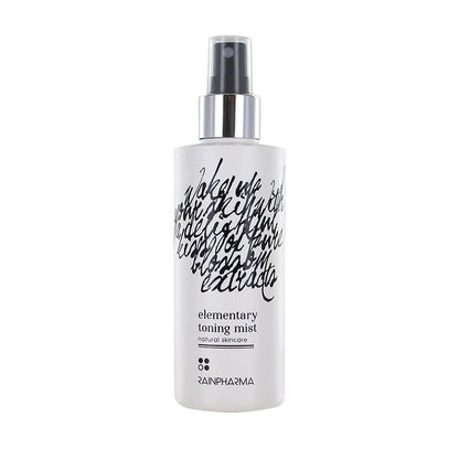 RainPharma Toning Mist is een natuurlijk huidverzorgingsproduct in een witte fles met een zwarte verstuiver en abstracte tekst, dat werkt als een verfrissende komkommer gezichtsnevel.
