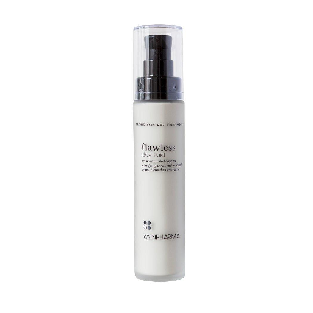 RainPharma Flawless Day Fluid is een dagcrème speciaal voor de onzuivere vette huid, ideaal voor thuisverzorging.