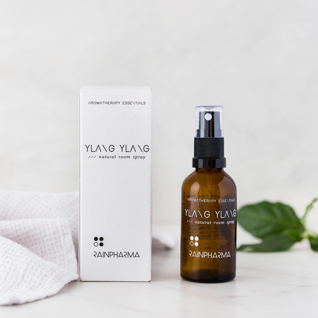 Een bruine glazen fles van RainPharma&